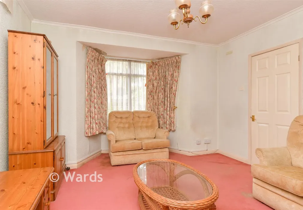Lounge - Anchor Road, Rochester, Kent - Wards of Kent