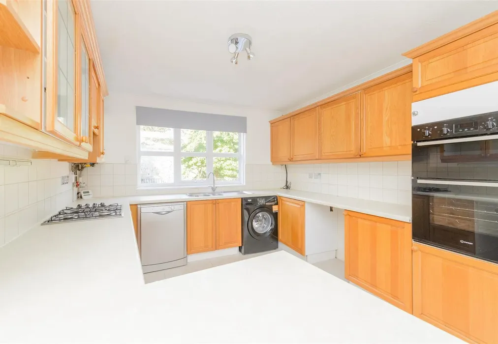 Kitchen/Breakfast Room - Crow Lane, Rochester, Kent - Wards of Kent