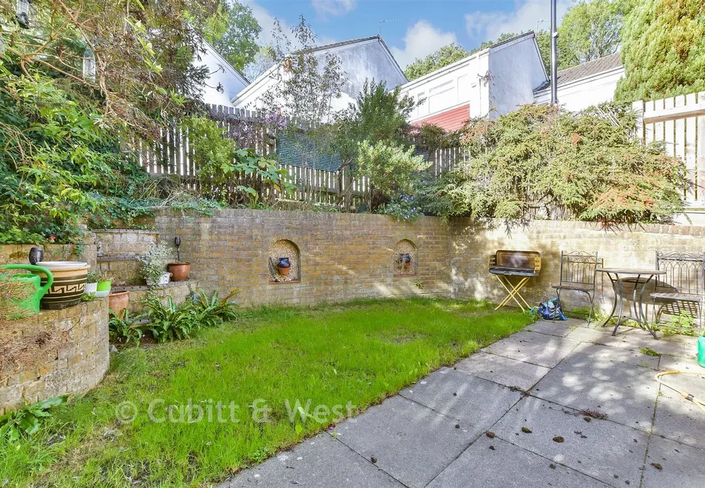 Rear Garden - Courtwood Lane, Croydon, Surrey - Wards of Kent