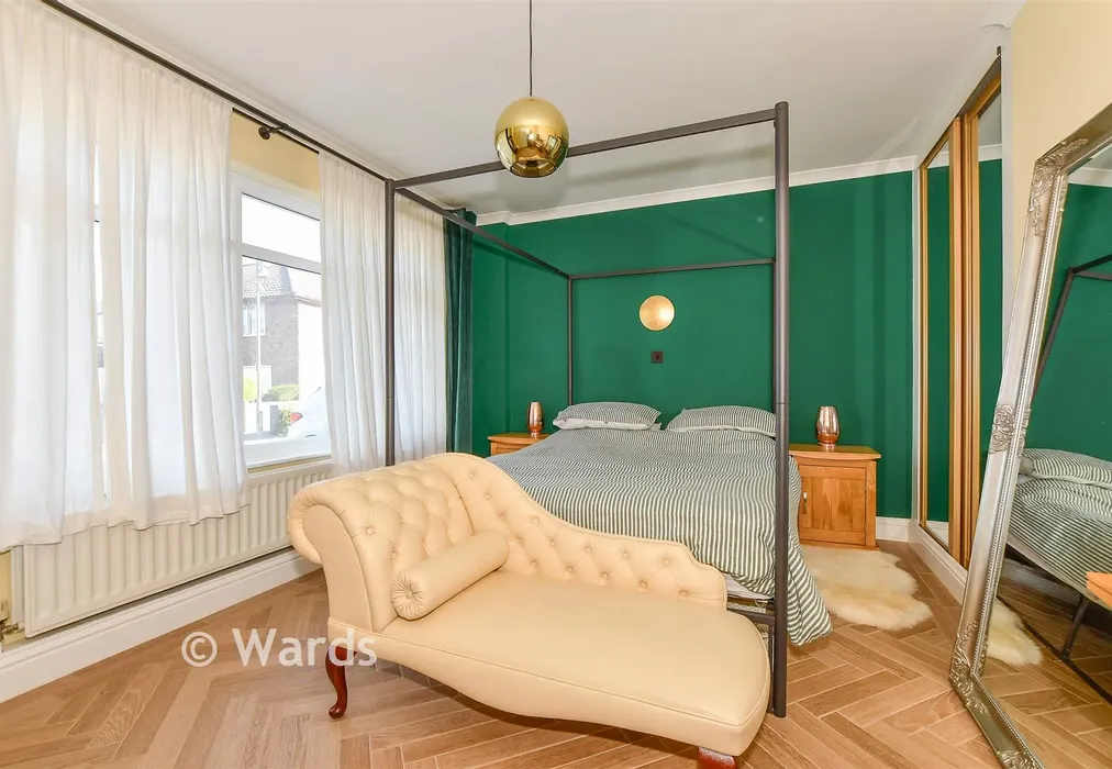 Bedroom 1 - Victoria Road, Canterbury, Kent - Wards of Kent