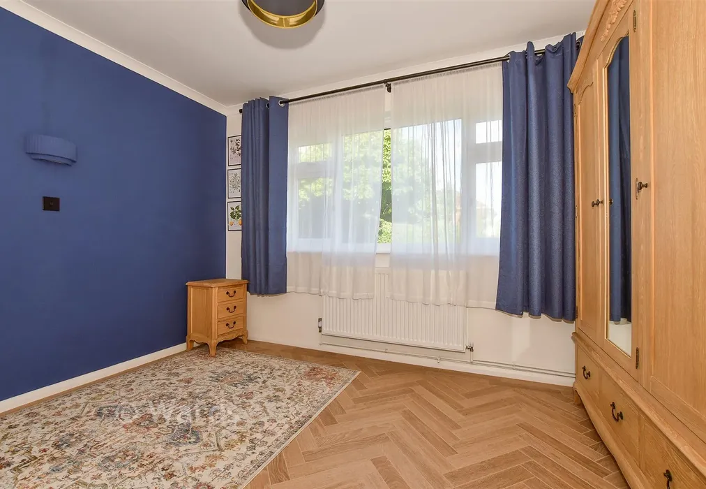 Bedroom 2 - Victoria Road, Canterbury, Kent - Wards of Kent