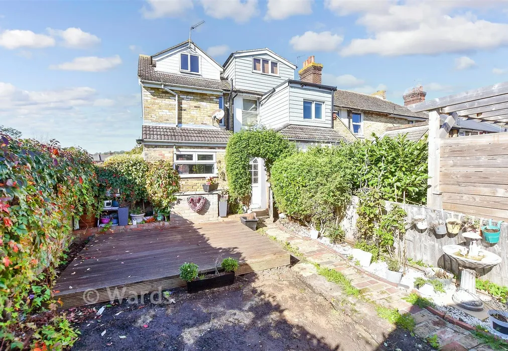 Rear Elevation - Victoria Avenue, Hythe, Kent - Wards of Kent