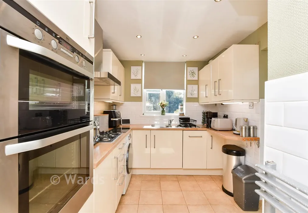 Kitchen - Westbrook Avenue, Margate, Kent - Wards of Kent