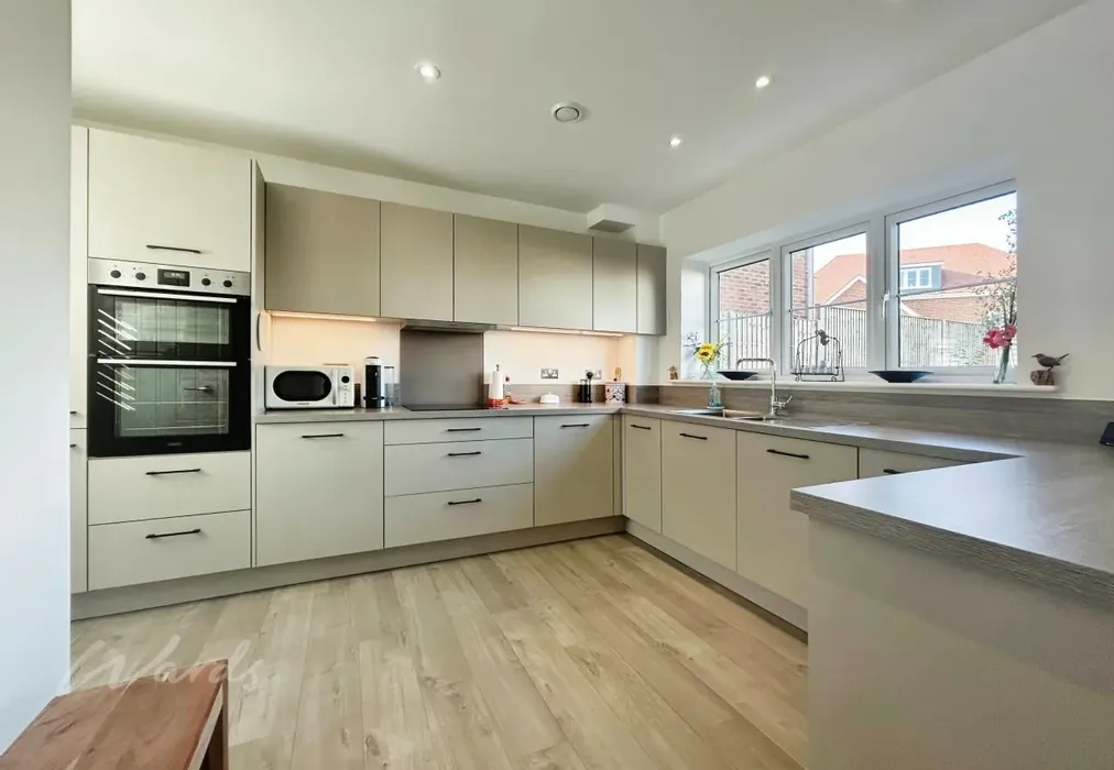 c9d570f2-Kitchen ... - Utah Road Paddock Wood TN12 - Wards of Kent