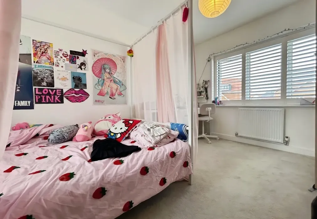 bed 2 - Utah Road Paddock Wood TN12 - Wards of Kent