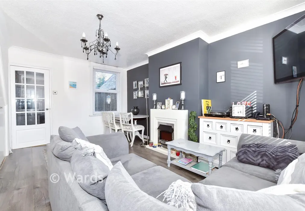 Lounge/Diner - May Street, Snodland, Kent - Wards of Kent