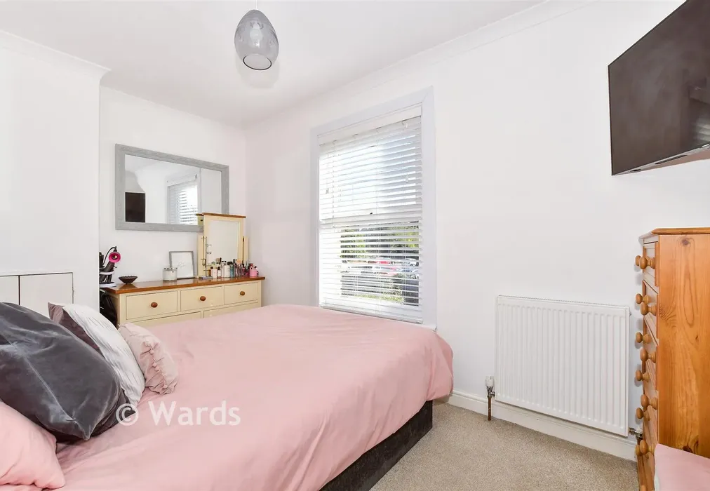 Bedroom 1 - May Street, Snodland, Kent - Wards of Kent