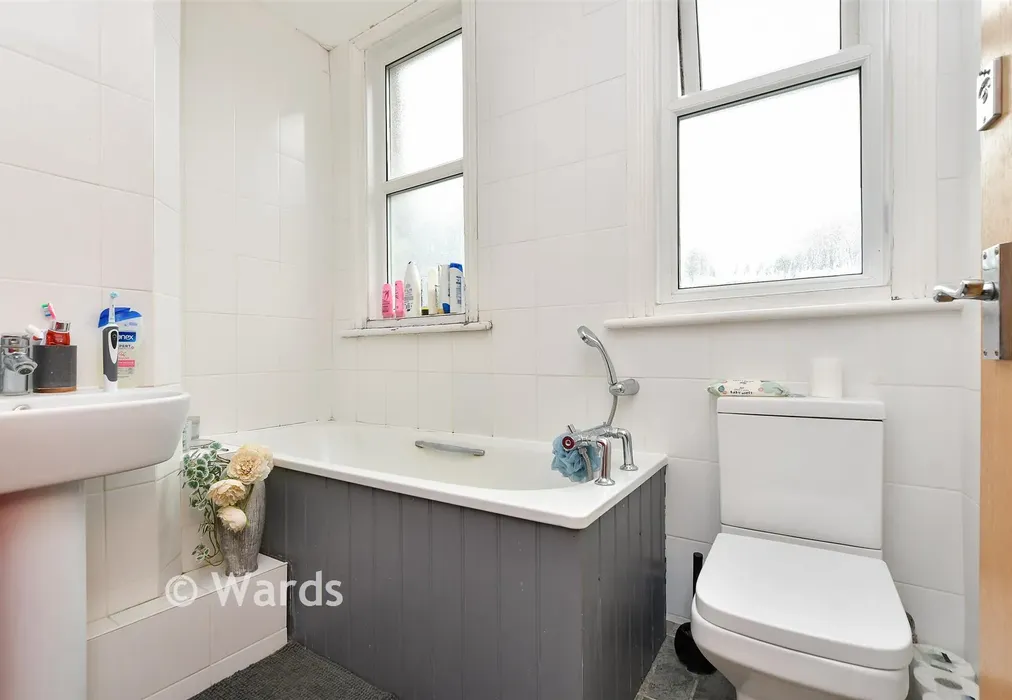 Bathroom - Cuthbert Road, Westgate-On-Sea, Kent - Wards of Kent