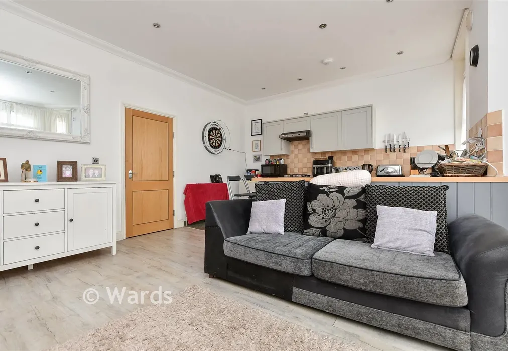 Lounge/Kitchen - Cuthbert Road, Westgate-On-Sea, Kent - Wards of Kent