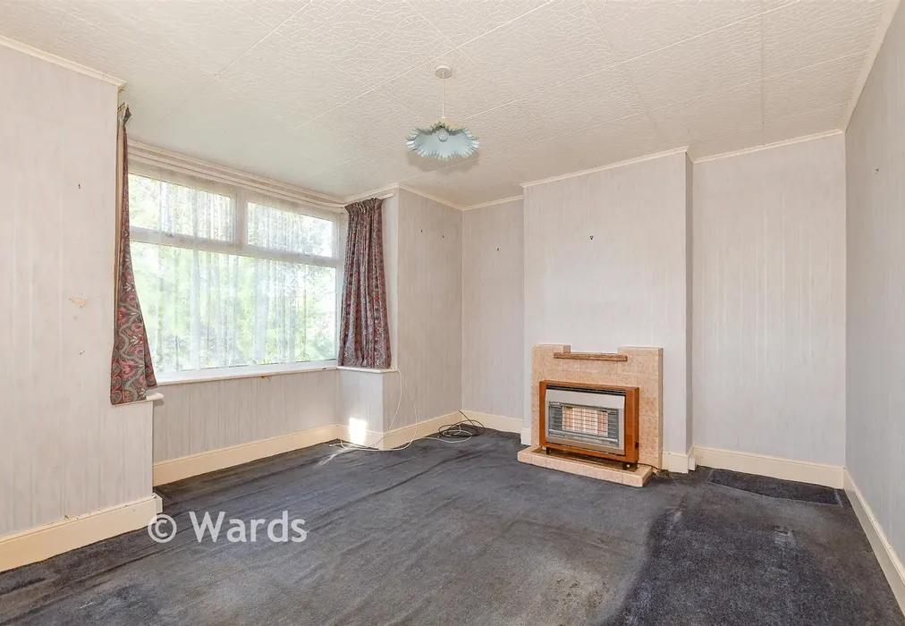Lounge - Cromwell Road, Whitstable, Kent - Wards of Kent