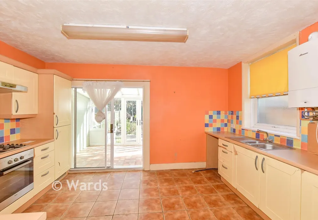 Kitchen/Diner - Cromwell Road, Whitstable, Kent - Wards of Kent