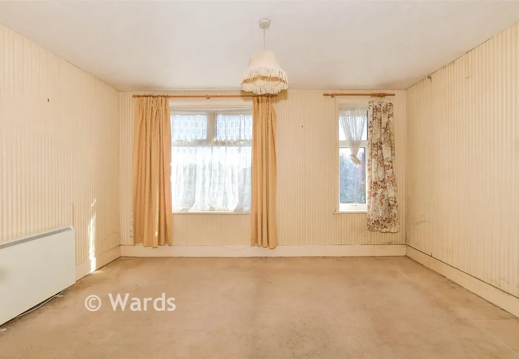 Bedroom 2 - Cromwell Road, Whitstable, Kent - Wards of Kent