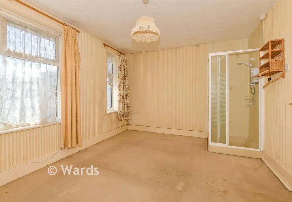 Bedroom 2 - Cromwell Road, Whitstable, Kent - Wards of Kent