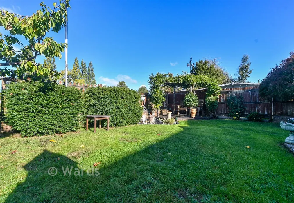 Rear Garden - Dorothy Avenue, Cranbrook, Kent - Wards of Kent