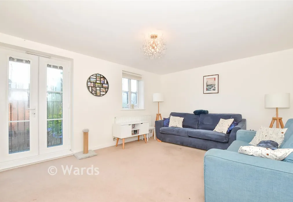 Lounge - Redland Avenue, Tunbridge Wells, Kent - Wards of Kent
