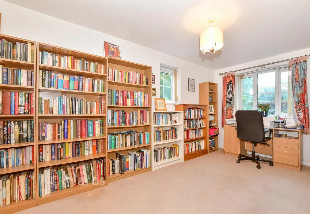 Study - Redland Avenue, Tunbridge Wells, Kent - Wards of Kent