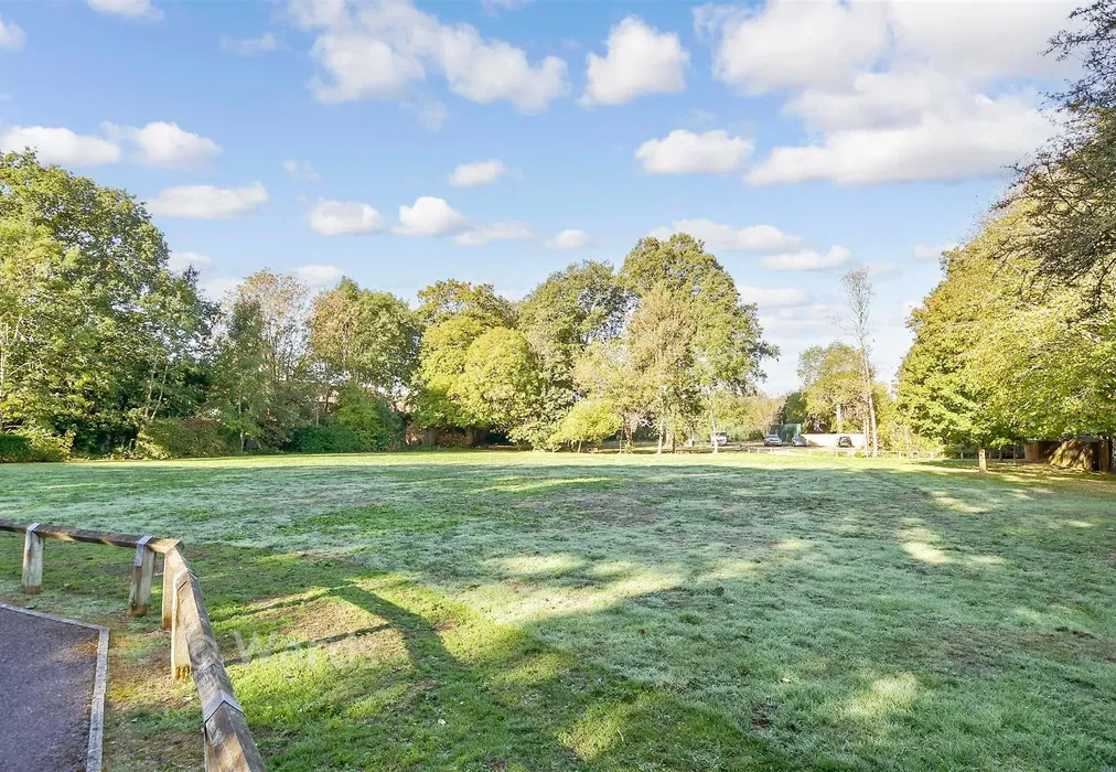 Surrounding Area - Redland Avenue, Tunbridge Wells, Kent - Wards of Kent