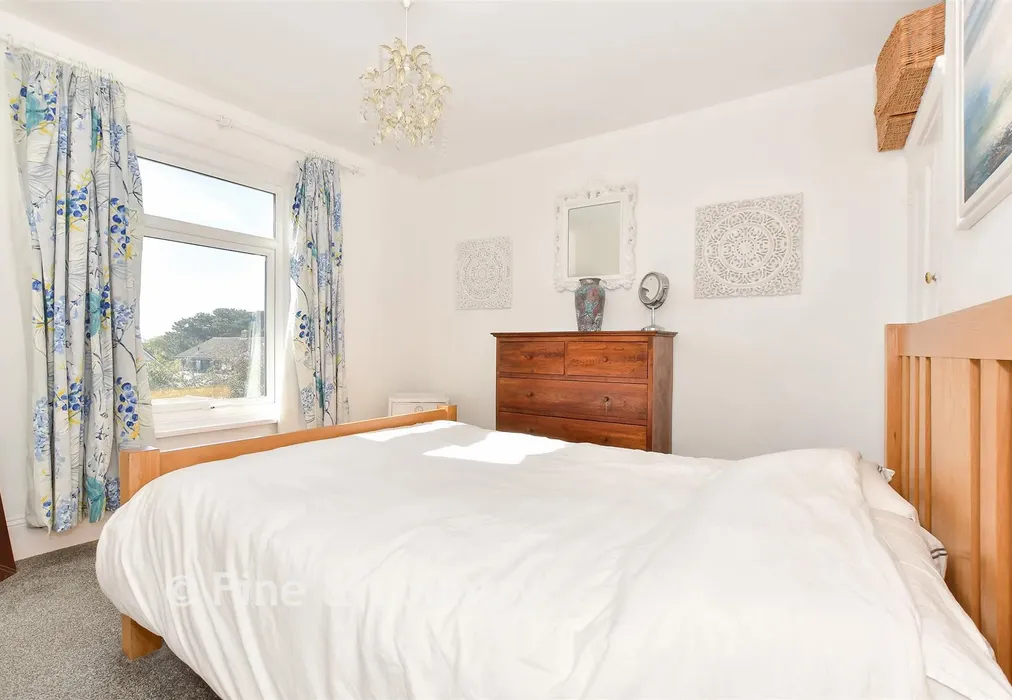 Bedroom 3 - Elm Close, Seaview, Isle of Wight - Wards of Kent