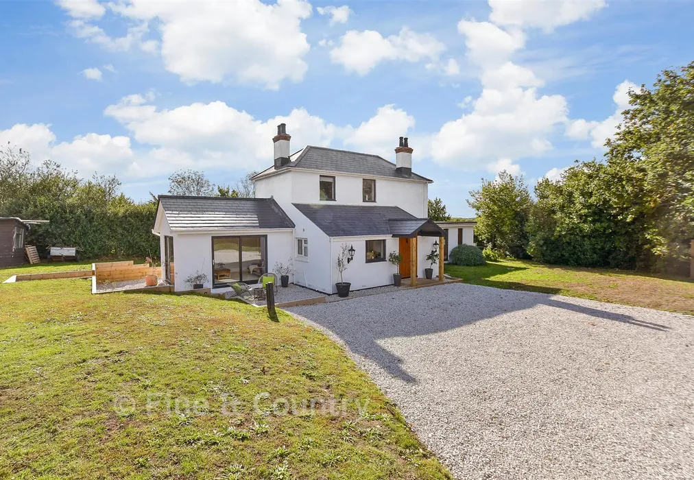 External (Web) - Elm Close, Seaview, Isle of Wight - Wards of Kent