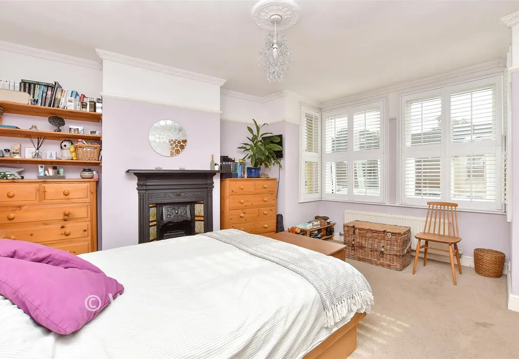 Bedroom 1 - King Edward Road, Maidstone, Kent - Wards of Kent