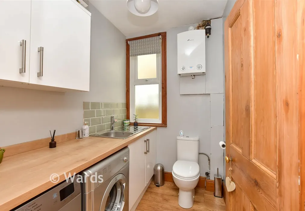 Utility Room - King Edward Road, Maidstone, Kent - Wards of Kent