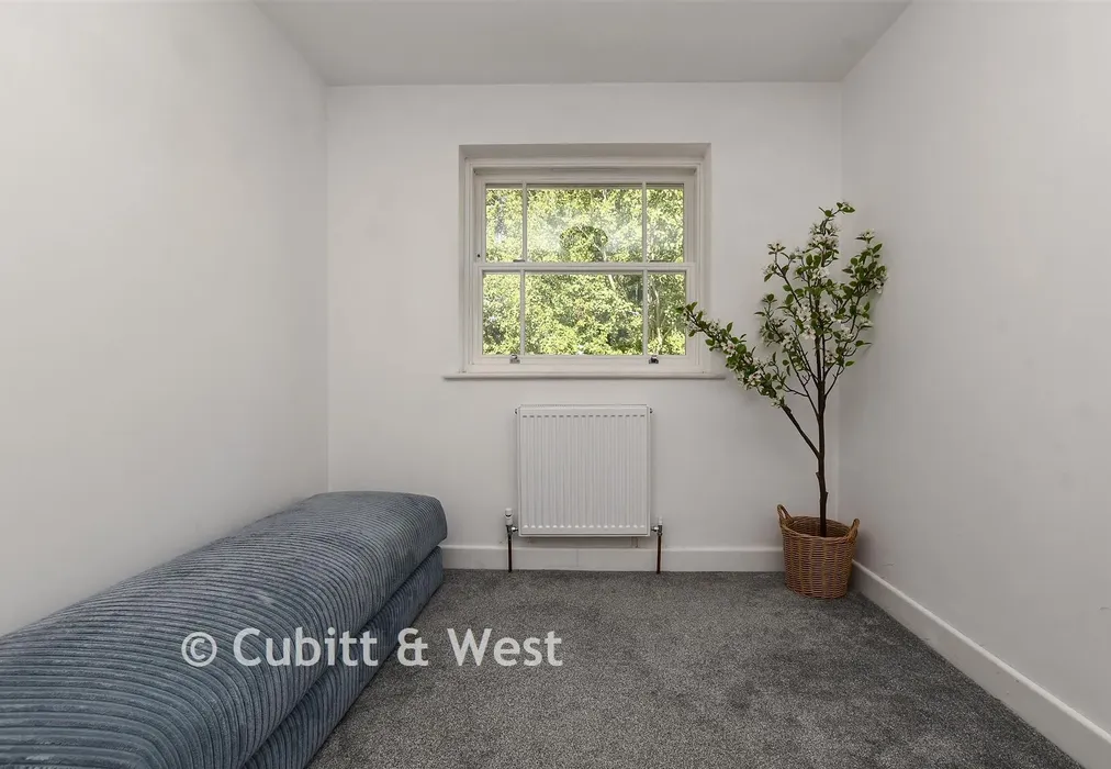 Bedroom 2 - Wheeler Road, Maidenbower, Crawley, West Sussex - Wards of Kent