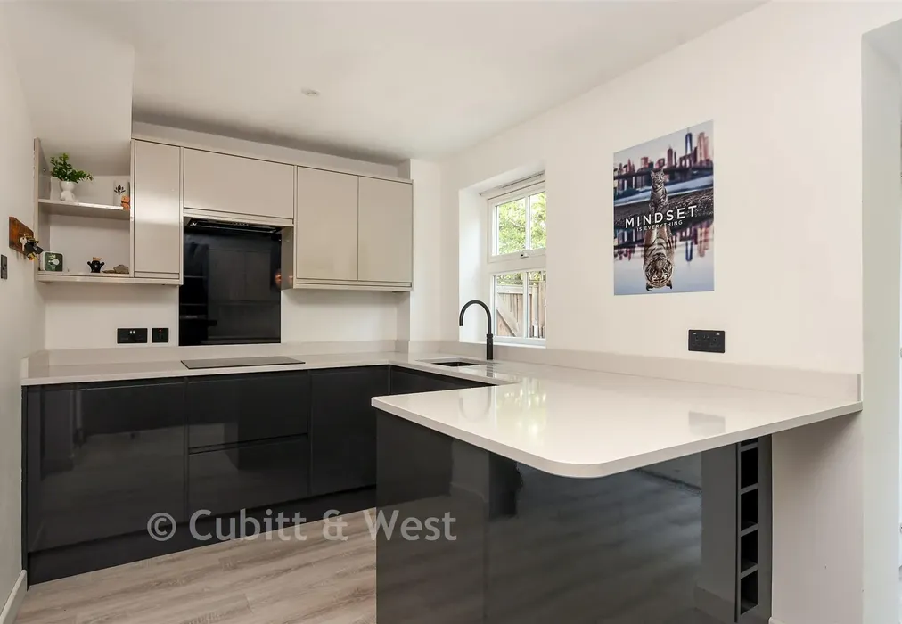 Kitchen/Breakfast Room - Wheeler Road, Maidenbower, Crawley, West Sussex - Wards of Kent