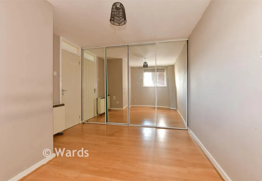 Bedroom 2 - Nine Acres, Kennington, Kent - Wards of Kent