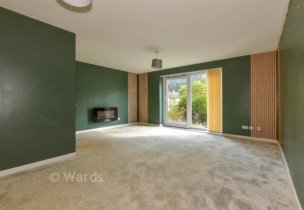 Lounge/Diner - Nine Acres, Kennington, Kent - Wards of Kent