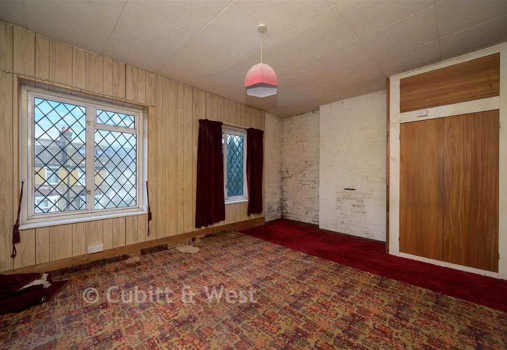 Bedroom 1 - Monson Road, Redhill, Surrey - Wards of Kent
