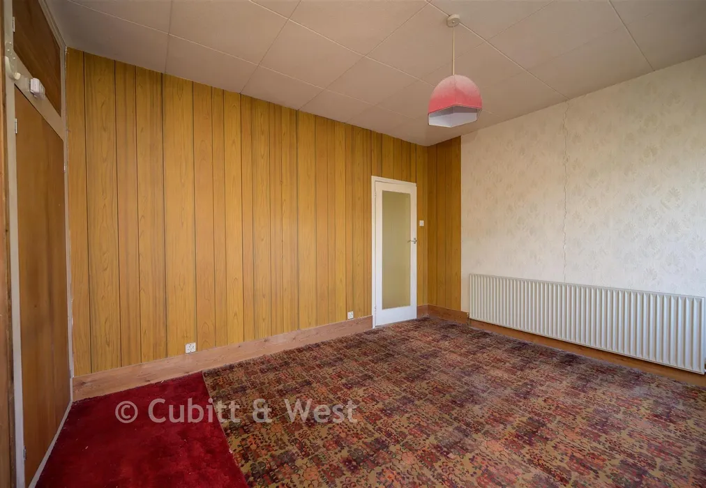 Bedroom 1 - Monson Road, Redhill, Surrey - Wards of Kent
