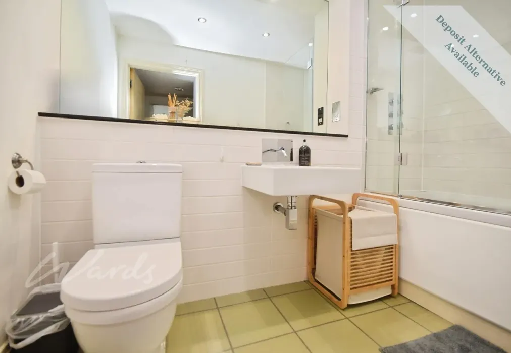 Bathroom - New Dover Road Canterbury CT1 - Wards of Kent