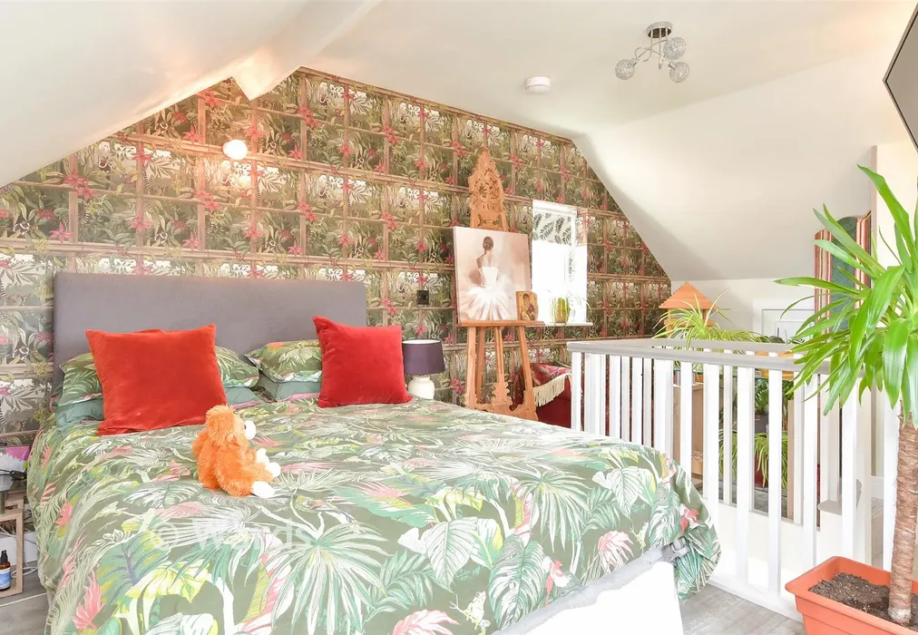 Bedroom 3 - Chalky Bank, Gravesend, Kent - Wards of Kent