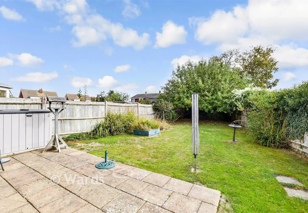 Rear Garden - Corner Farm Road, Staplehurst, Kent - Wards of Kent