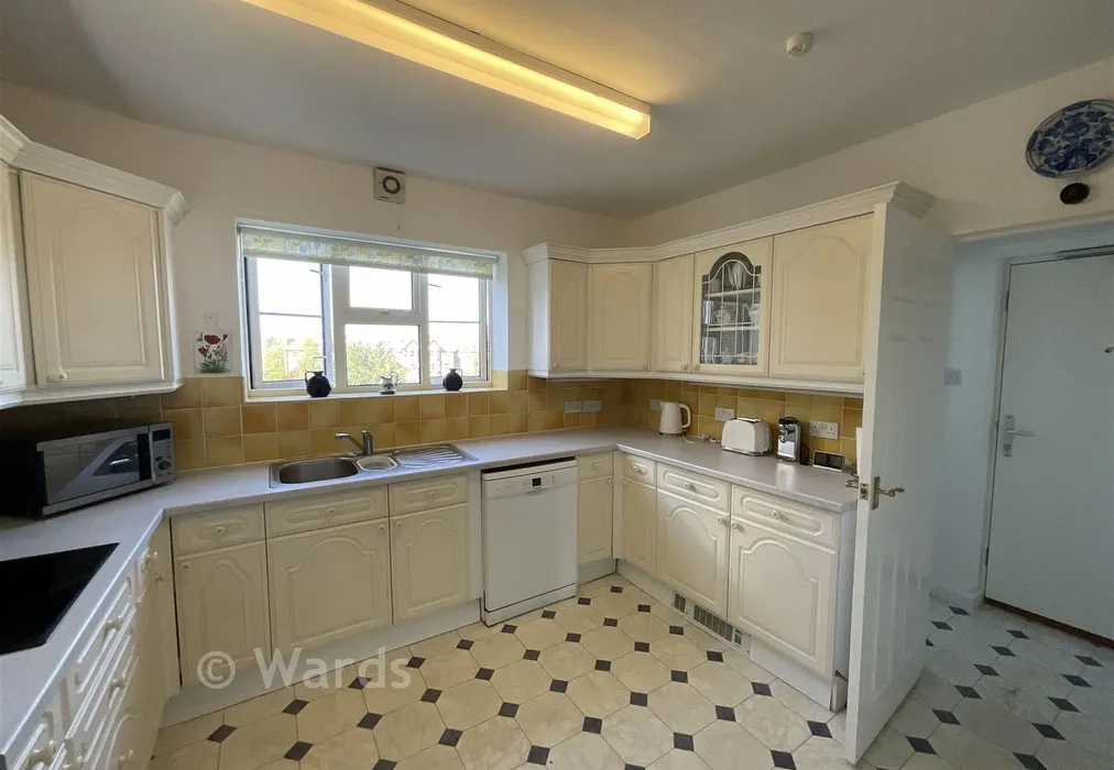 Kitchen - Sandgate Road, Folkestone, Kent - Wards of Kent