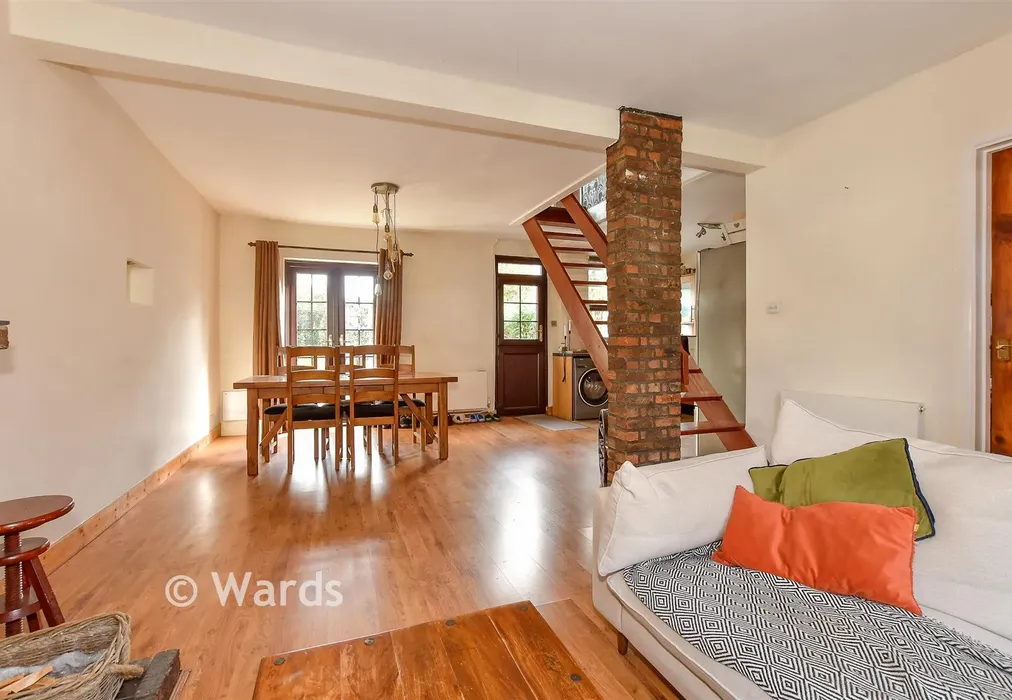 Lounge - Upper Denmark Road, Ashford, Kent - Wards of Kent