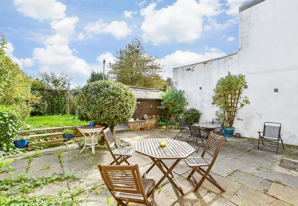 Rear Garden - Upper Denmark Road, Ashford, Kent - Wards of Kent