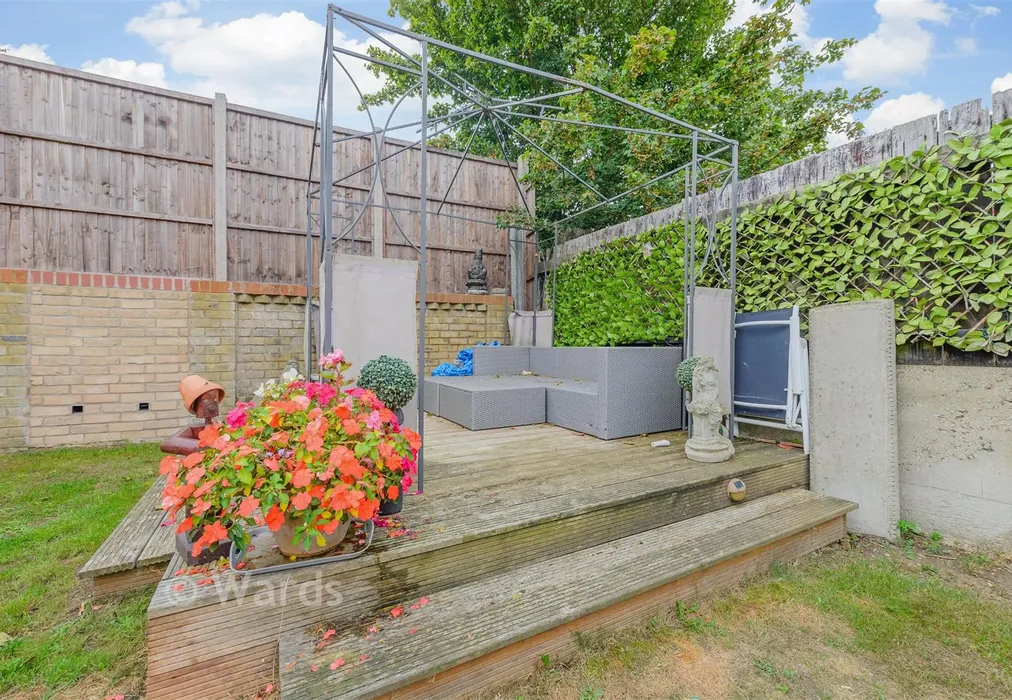 Rear Garden - Morgan Drive, Horns Cross, Greenhithe, Kent - Wards of Kent