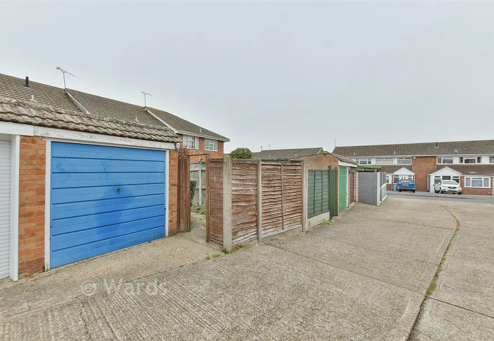 Driveway/Parking - Collingwood Walk, Sittingbourne, Kent - Wards of Kent