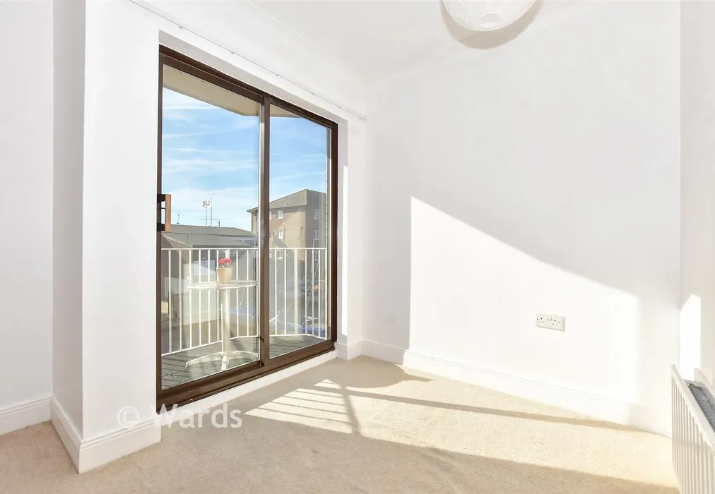 Lounge/ Diner - South Road, Hythe, Kent - Wards of Kent