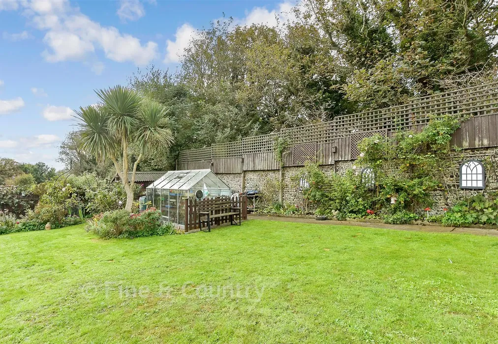 Rear Garden - Seven Stones Drive, Broadstairs, Kent - Wards of Kent