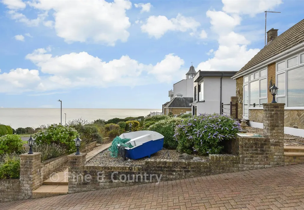 External Feature - Seven Stones Drive, Broadstairs, Kent - Wards of Kent