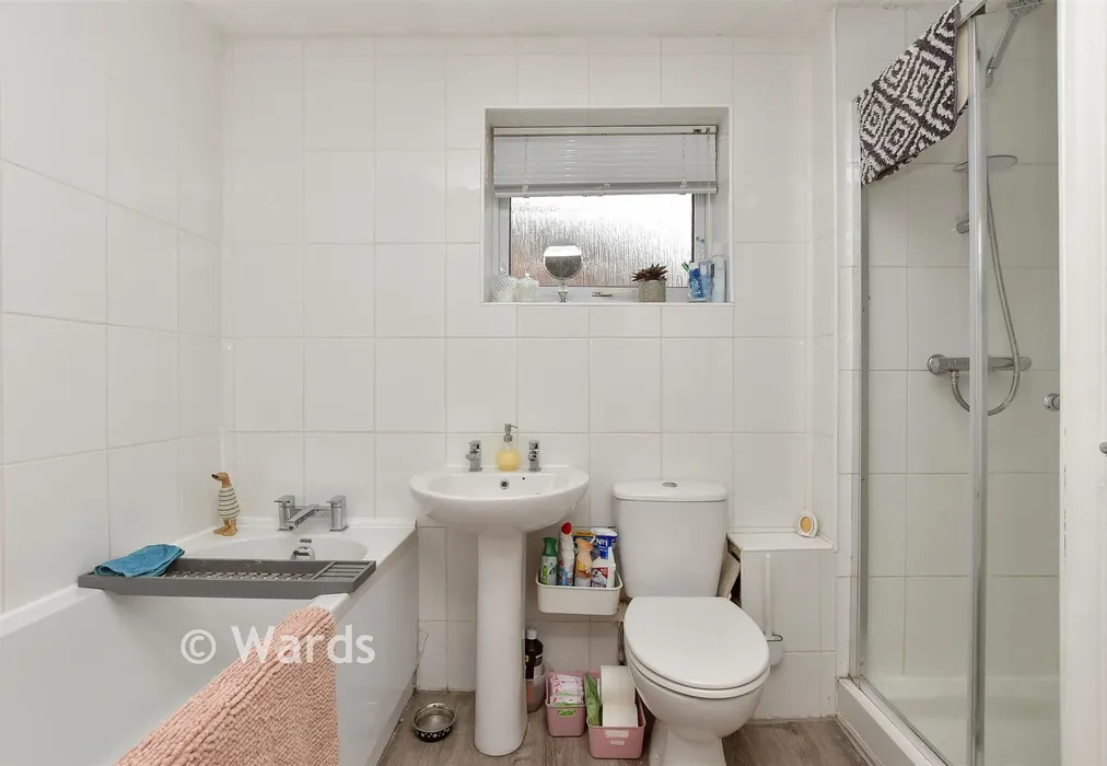 Bathroom - Peregrine Drive, Sittingbourne, Kent - Wards of Kent