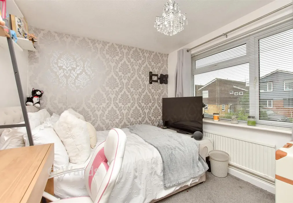 Bedroom 2 - Peregrine Drive, Sittingbourne, Kent - Wards of Kent