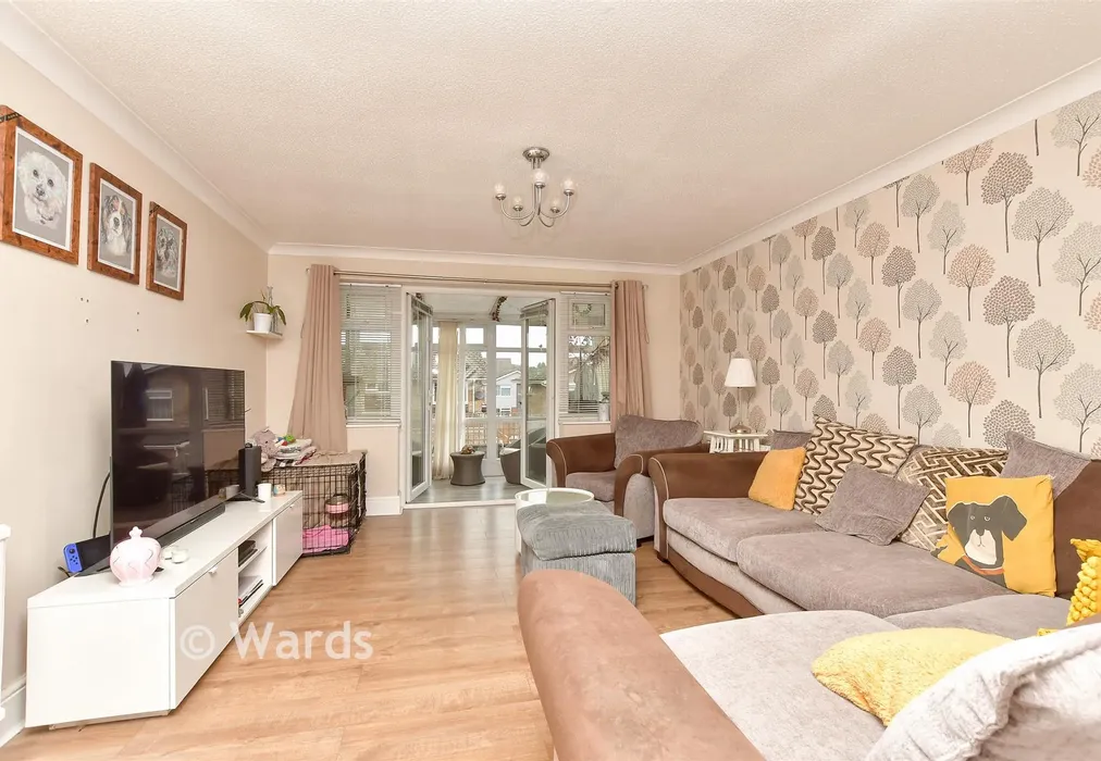 Lounge - Peregrine Drive, Sittingbourne, Kent - Wards of Kent