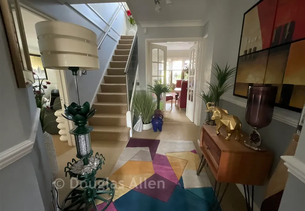 Entrance Hall - London Road, Billericay, Crays Hill, Essex - Wards of Kent