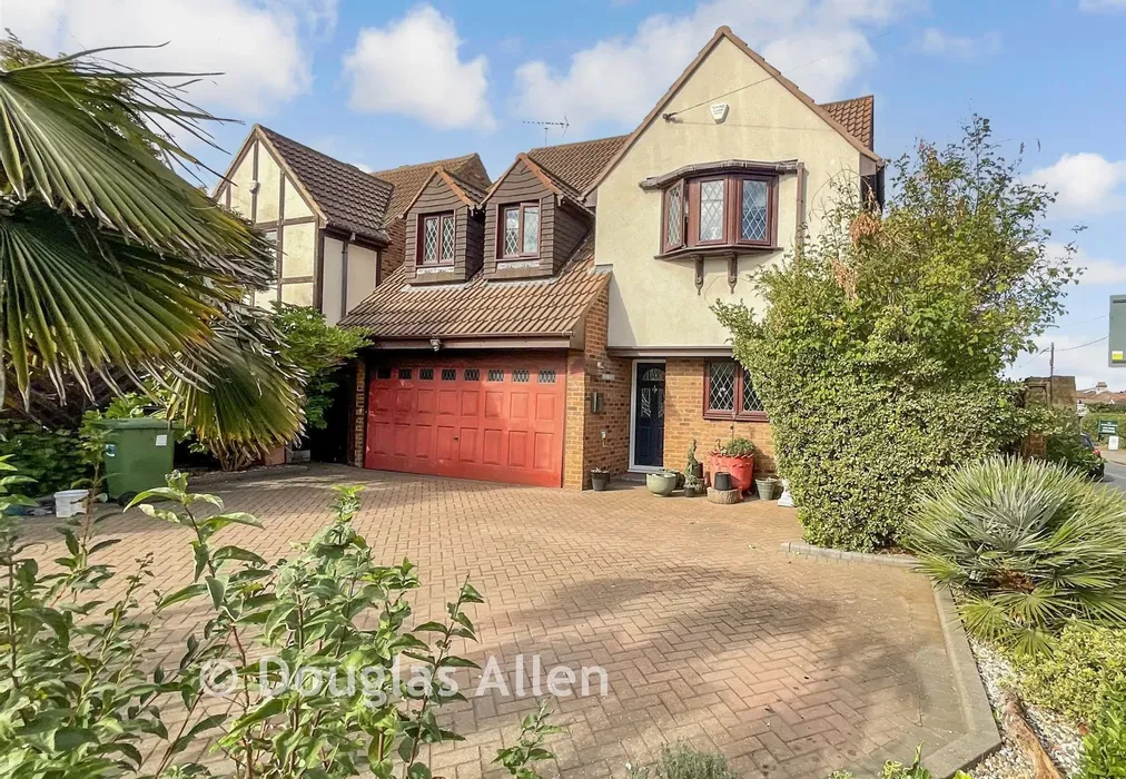 Front - London Road, Billericay, Crays Hill, Essex - Wards of Kent