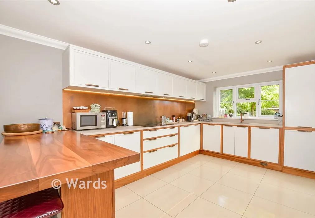 Kitchen/Diner - Mill Street, East Malling, West Malling, Kent - Wards of Kent
