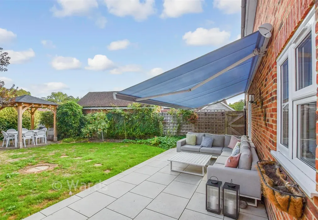 Rear Garden - Mill Street, East Malling, West Malling, Kent - Wards of Kent