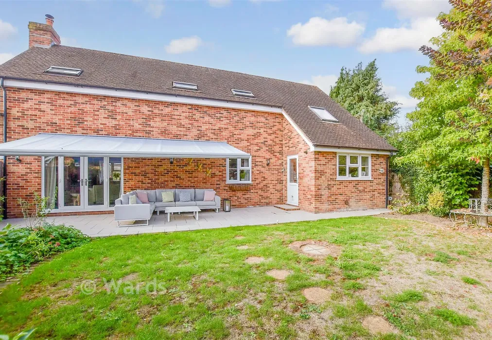 Rear Garden - Mill Street, East Malling, West Malling, Kent - Wards of Kent